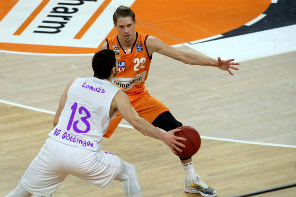 现出了成熟 现出了成熟