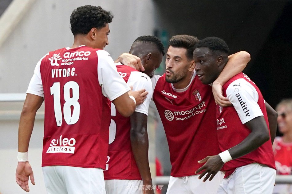 凯恩：金球奖仍是我的目标，在热刺第10已是我能获得的最高排名.