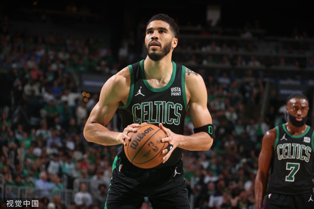 [图]英超-福登双响德布劳内建功 曼城4-0大胜布赖顿.