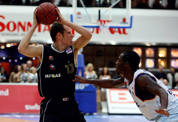 出了一定的 出了一定的